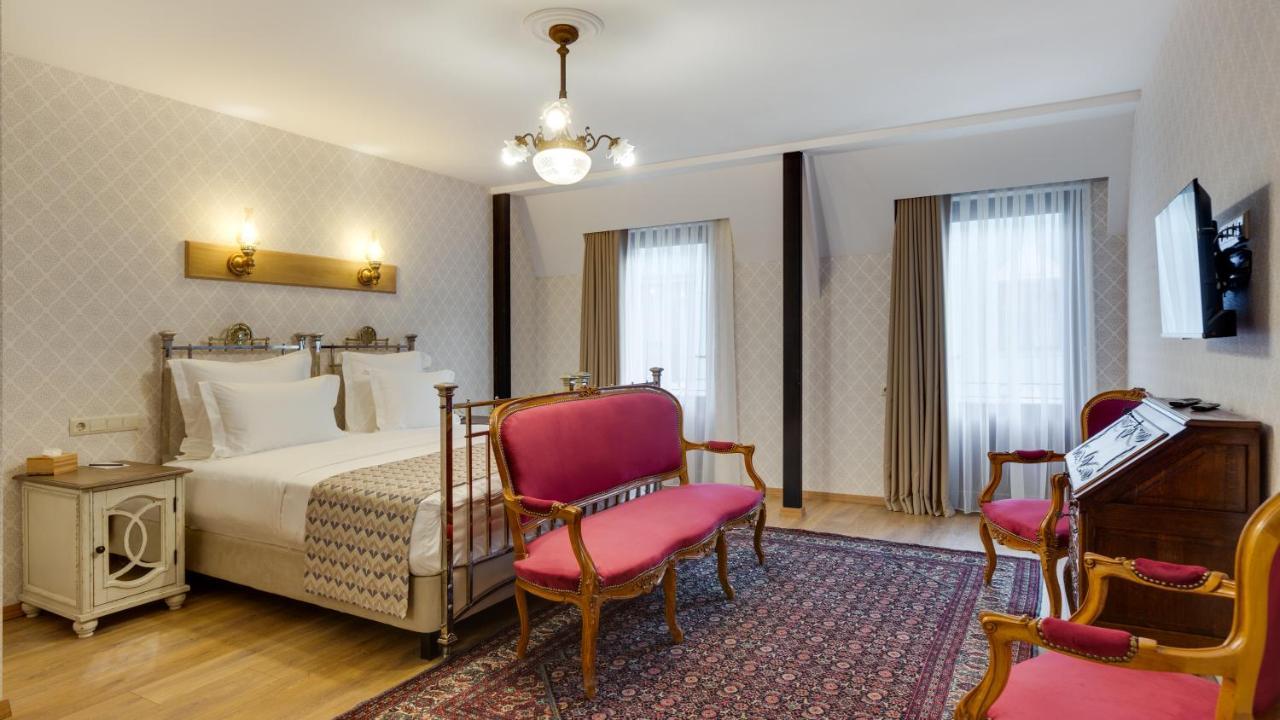 Mukhrantubani Boutique Hotel Tbilisi Buitenkant foto