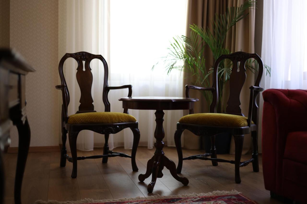 Mukhrantubani Boutique Hotel Tbilisi Buitenkant foto