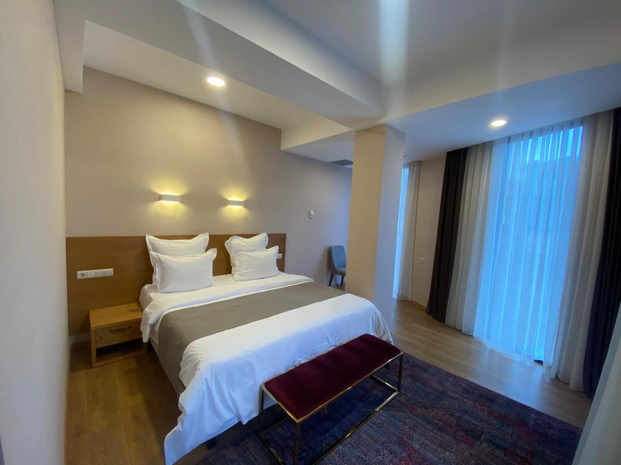Mukhrantubani Boutique Hotel Tbilisi Kamer foto